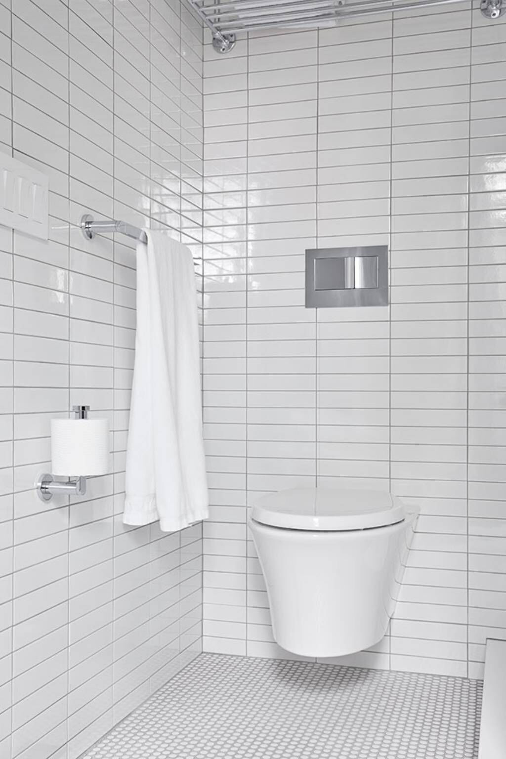 Toallero sencillo de 18" línea Composed en cromo pulido,,hi-res image number null