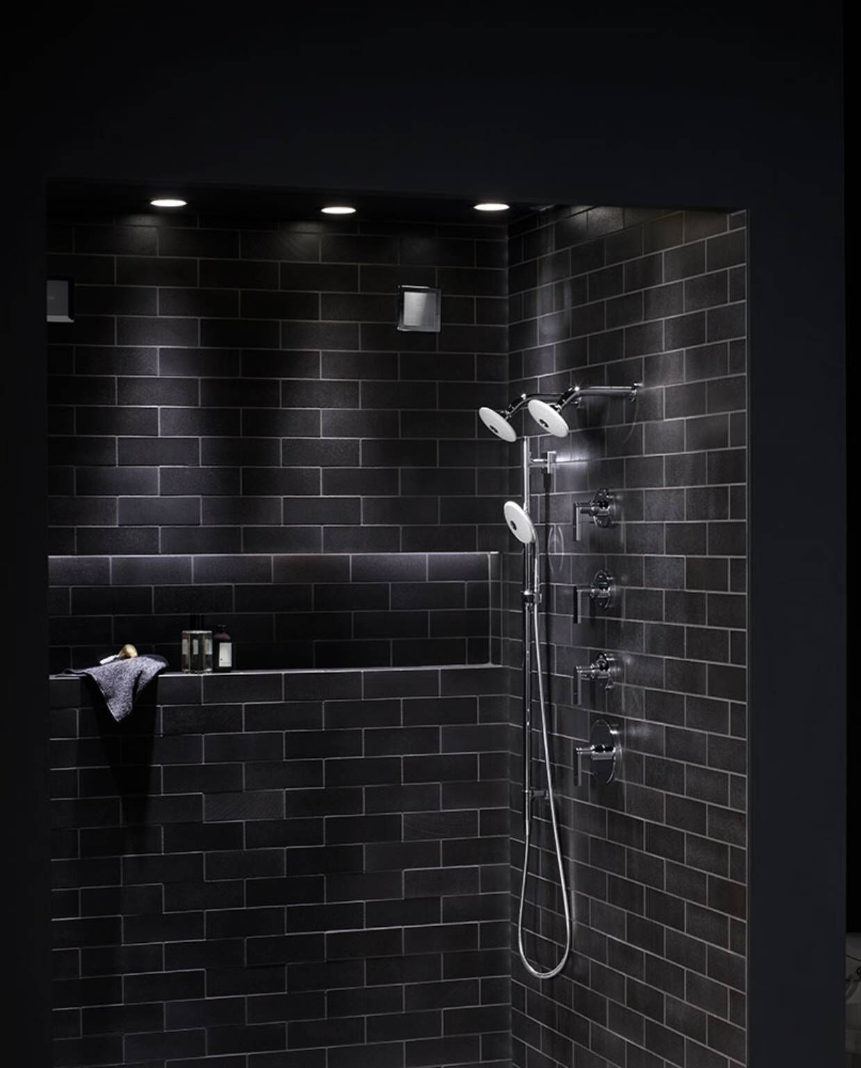 Maneral grande monomando para regadera línea Composed en cromo pulido,,hi-res image number null