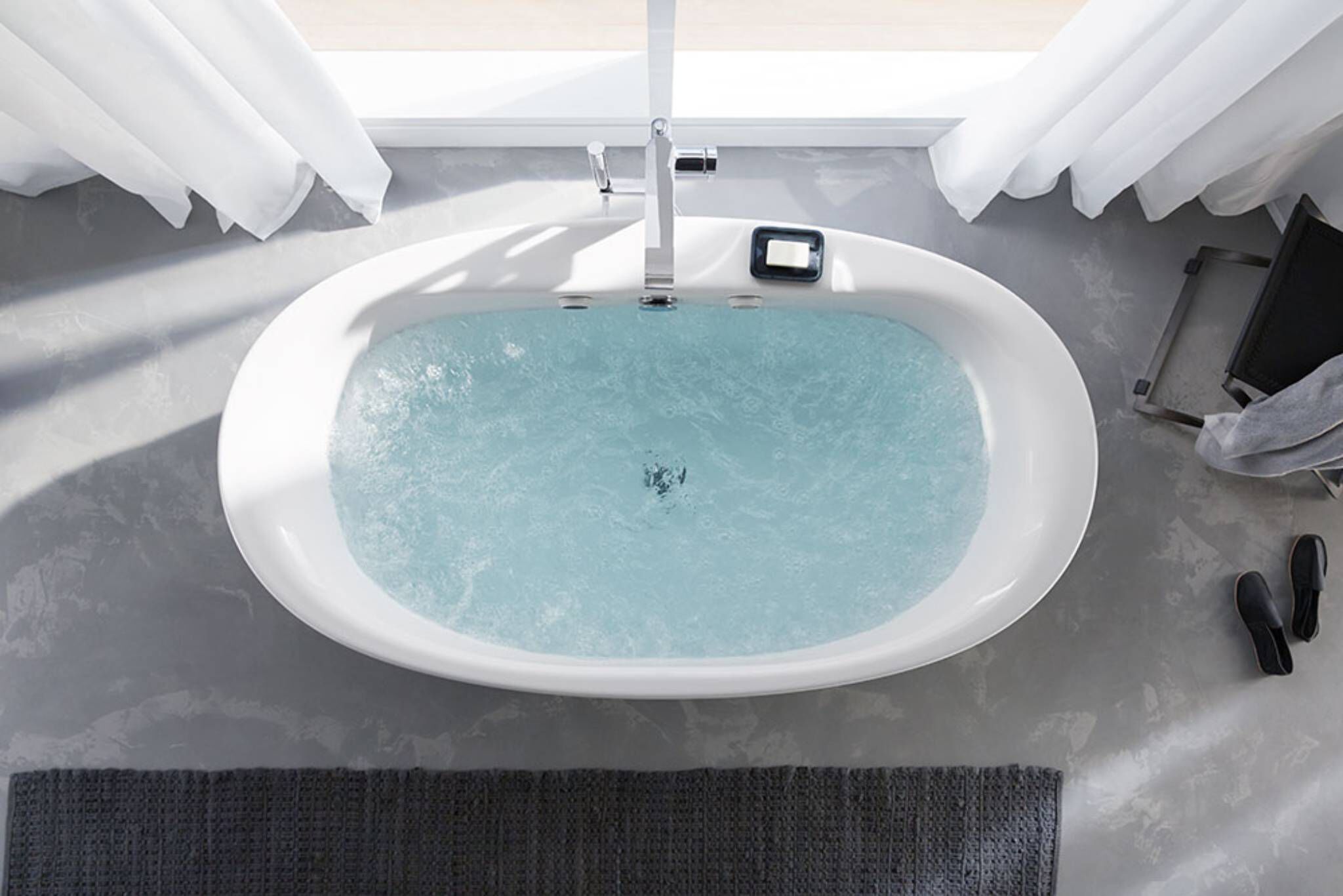 Llave monomando alta para tina línea Composed en cromo pulido,,hi-res image number null